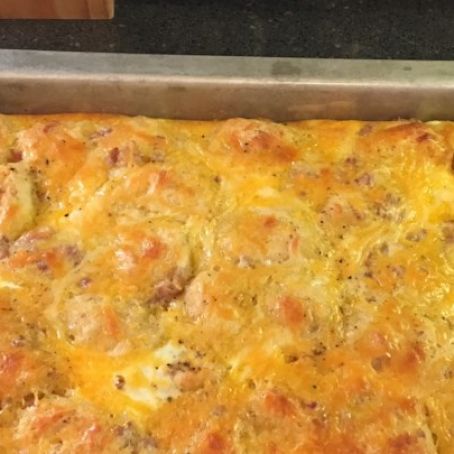 Biscuits and Gravy Casserole