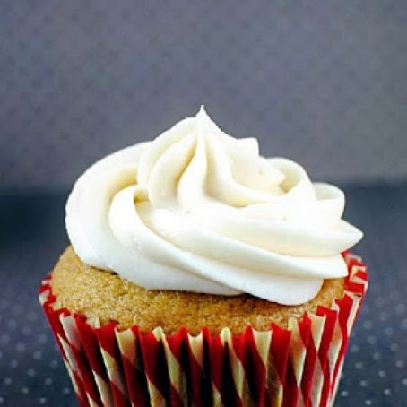 Pumpkin Spice Cupcakes with Caramel Cream Cheese Frosting