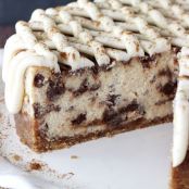 Cheesecake-Cinnamon Roll Cheesecake