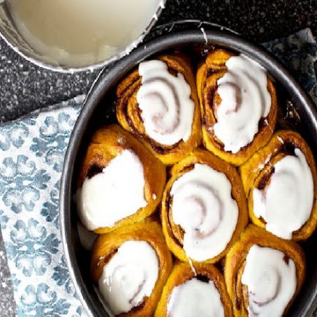 Pumpkin Cinnamon Rolls