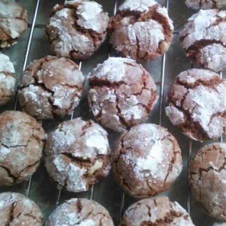 Chocolate Hazelnut Crinkle Cookies