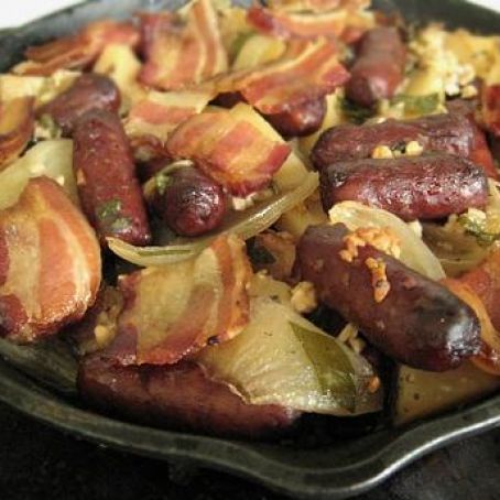 Dublin Coddle - Irish Sausage, Bacon, Onion and Potato Hotpot