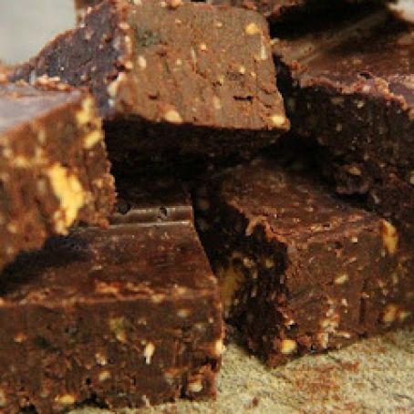 Vegan Chocolate & Almond Butter Fudge