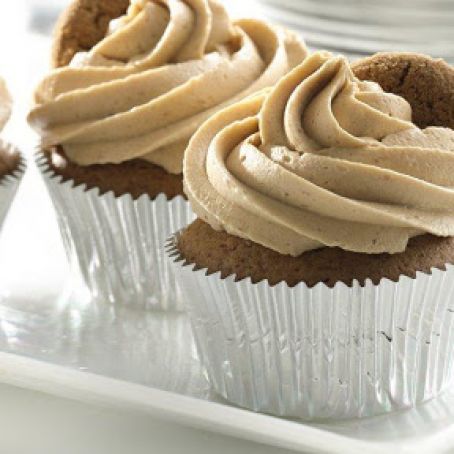 Gingerbread Cupcakes with Cookie Butter Frosting