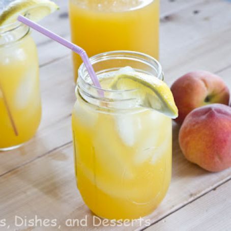 Lemonade: Fresh Peach Lemonade