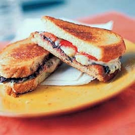 Classic Grilled Cheese Sandwiches