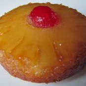 mini pineapple upsidedown cakes