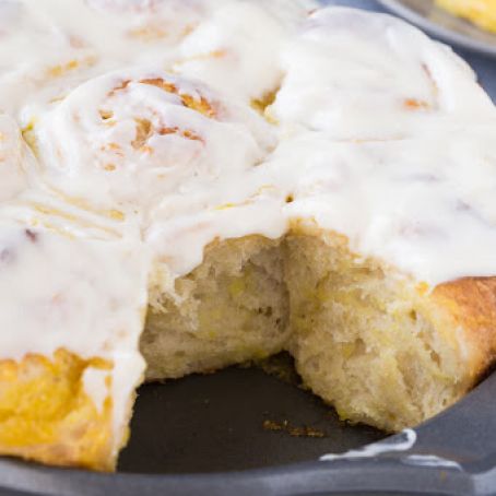 PINEAPPLE SWEET ROLLS