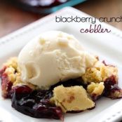 Blackberry Crunch Cobbler