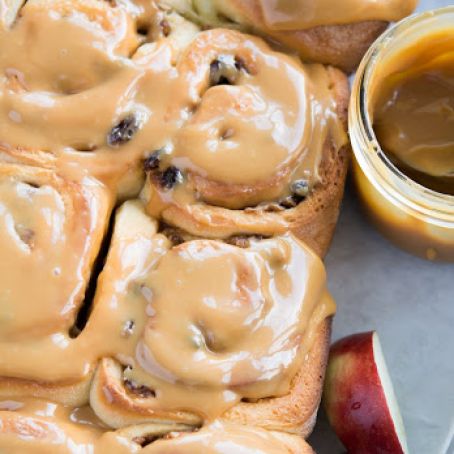 DULCE DE LECHE  APPLE CHELSEA BUNS