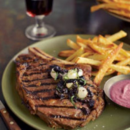 Grilled Steaks with Onion Sauce and Onion Relish