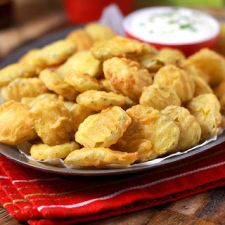 Copycat Recipe: Famous Southern Fried Pickles