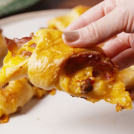Bacon Cheeseburger In A Blanket