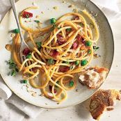 Bucatini with Green Peas & Pancetta