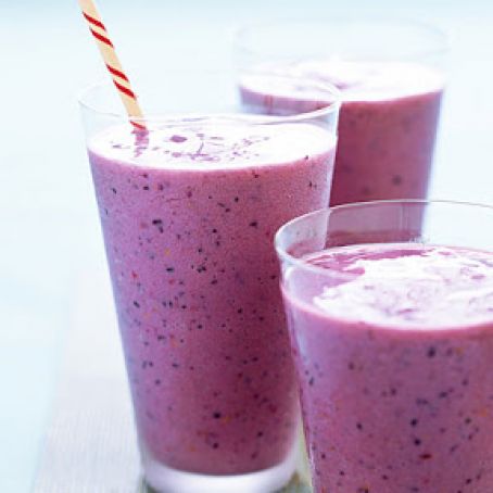 BlackBerry-Almond Smoothie