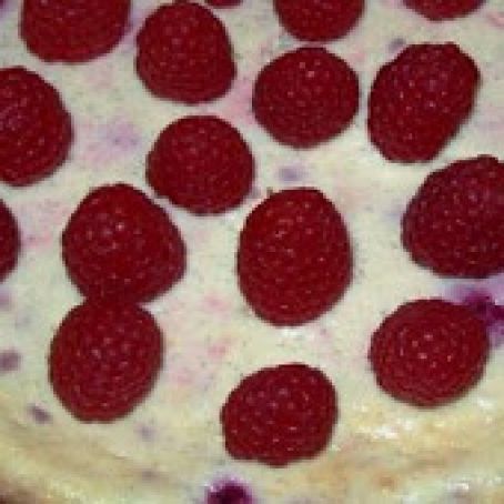 Raspberry Vanilla Bean Cheesecake