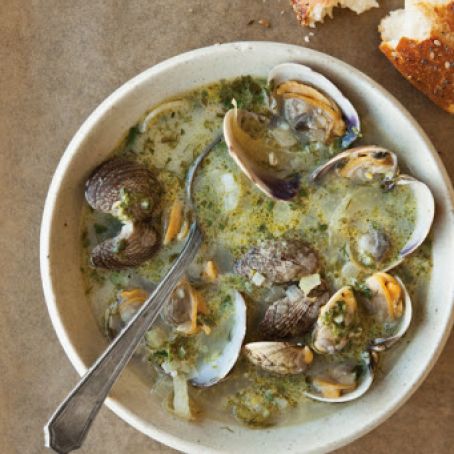Clams in Fennel Broth with Parsley Vinaigrette