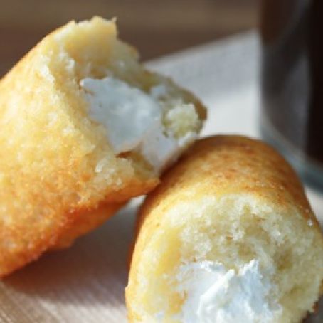 Homemade Twinkies with Cool Whip Frosting Filling