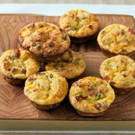 Cheddar, Ham, and Scallion Cups
