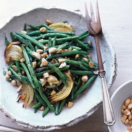 Green Beans with Roasted Onions
