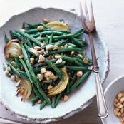 Green Beans with Roasted Onions