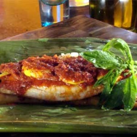 PESCADO ADOBADO EN HOJA DE PLATANO