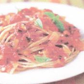 POMODORO SAUCE WITH SPAGHETTI