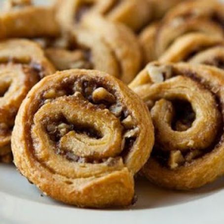 Cinnamon Pecan Pinwheels