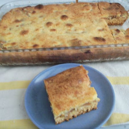 APPLE CREAM CHEESE SQUARES