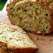 Bread with Zucchini, Ham and Pine Nut