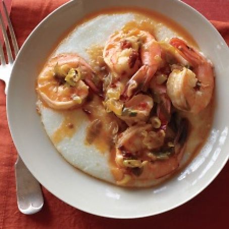 Chipotle Shrimp with Cheddar Grits