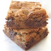 Chewy Chocolate Chip Cookie Bars