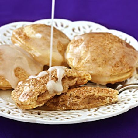 Cinnamon Bun Pie Pockets