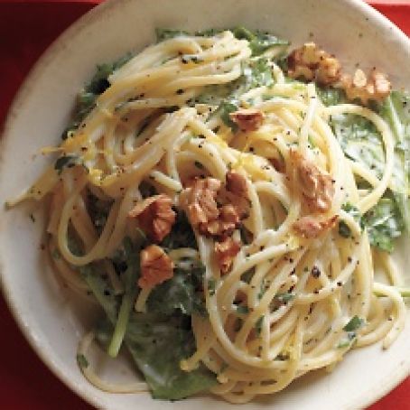 Lemony Pasta with Goat Cheese and Spinach