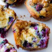 Buttery Blueberry Streusel Muffins