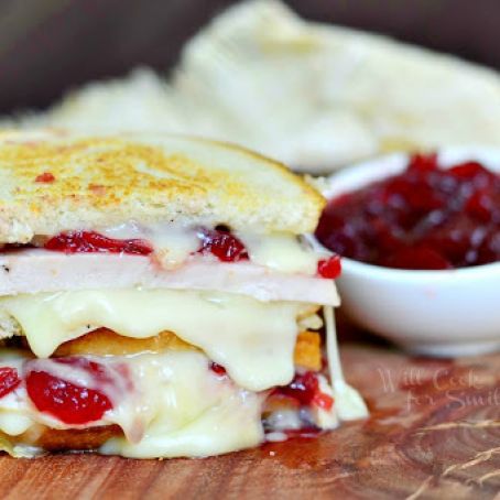 Turkey Cranberry Brie Grilled Cheese