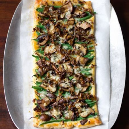Green Bean Mushroom Tart with Blue Cheese and Crispy Shallots