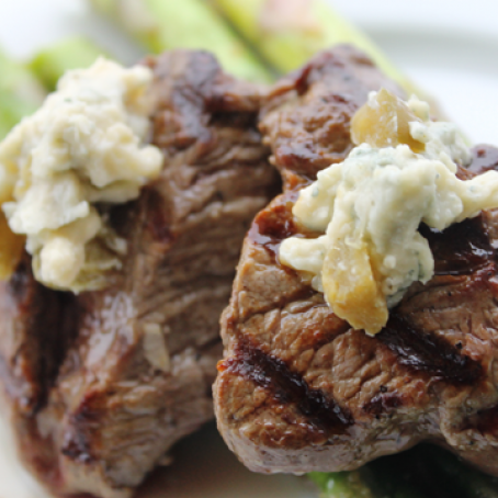 Stilton Filet with Grilled Asparagus and Potato Walnut Confit