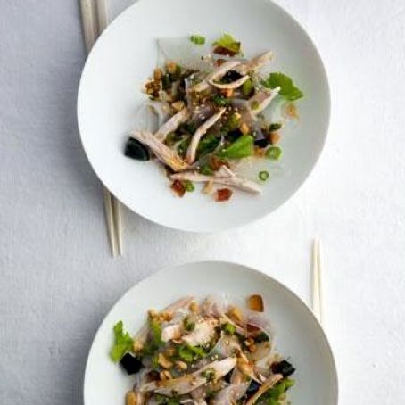 SZECHWAN CHICKEN & NOODLE SALAD