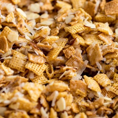 Ooey Gooey Chex Mix