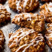 Apple Cinnamon Oatmeal Cookies