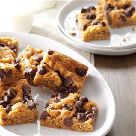 Oatmeal Chocolate Chip Peanut Butter Bars