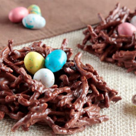 Chow Mein Easter Nests