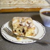 Cinnamon Roll Cake