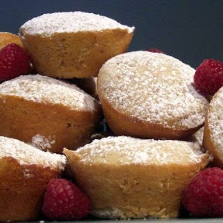 Toasted Pecan Baby Cakes