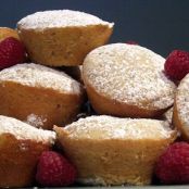 Toasted Pecan Baby Cakes