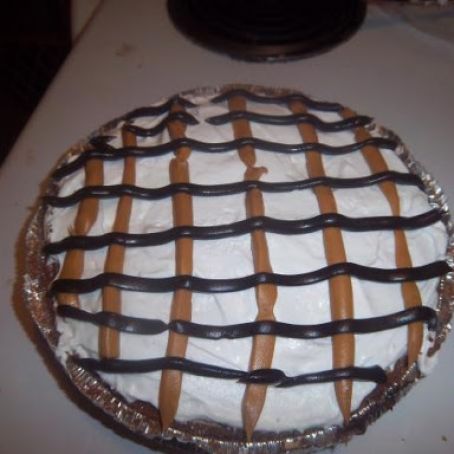Hot Fudge Peanut Butter Pie