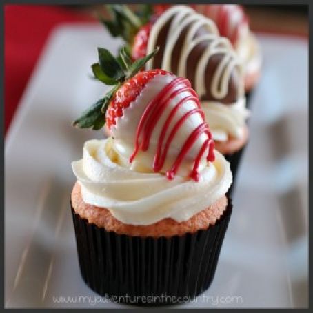 Strawberry Cupcake with White Chocolate Buttercream