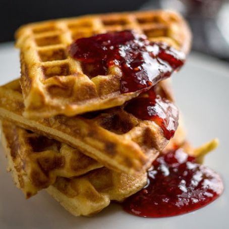 Simple Yeasted Waffles