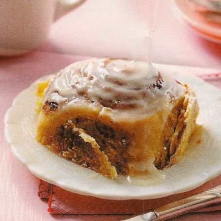 Cinnamon Rolls with vanilla bean frosting